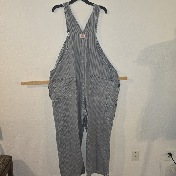 Vtg Round House Hickory Striped Bib Overalls Engineer Tagged 54 waist 28 inseam - Picture 7 of 12